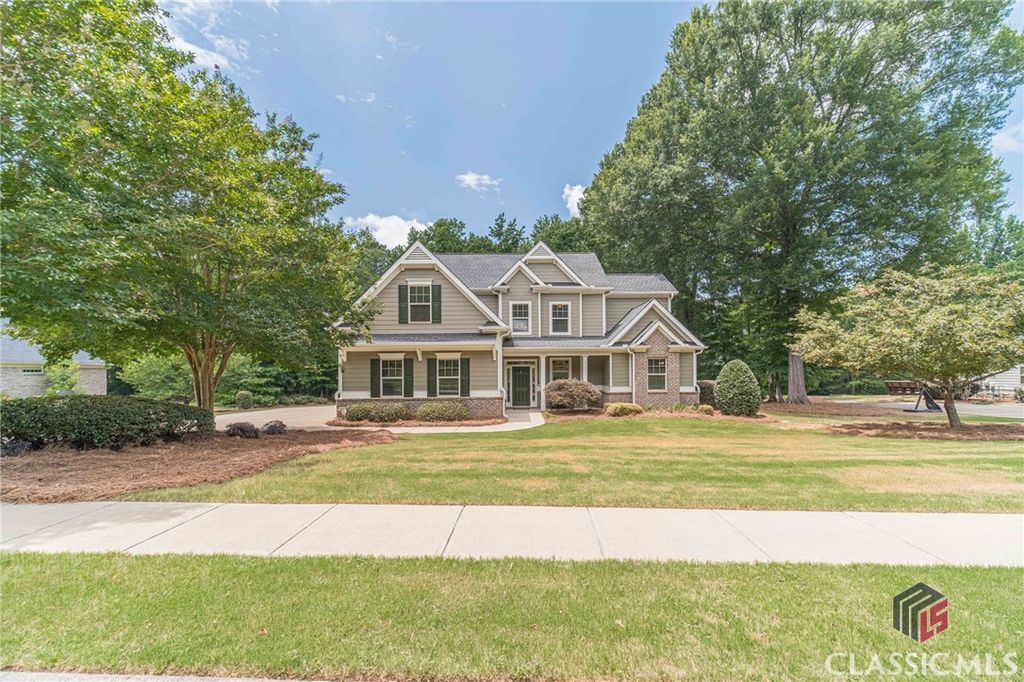 2084 Whitlow View Drive, Bishop, GA 30621