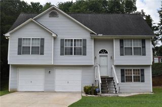 1004 Bridle Creek Drive, Flowery Branch, GA 30542