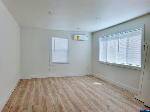 1425 Elm St NW, Salem, OR 97304