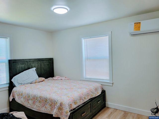 1425 Elm St NW, Salem, OR 97304