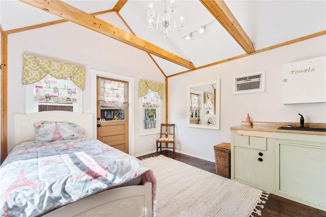 605 E Fair Play Boulevard, Fair Play, SC 29643