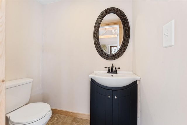 605 E Fair Play Boulevard, Fair Play, SC 29643