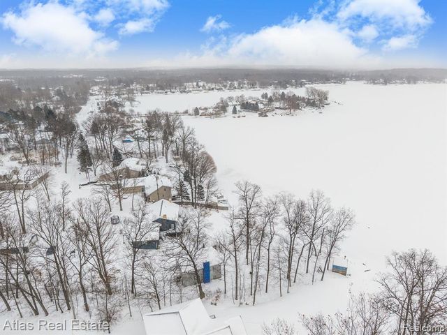 10128 Dar Lane, Goodrich, MI 48438