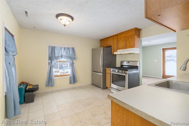 10128 Dar Lane, Goodrich, MI 48438