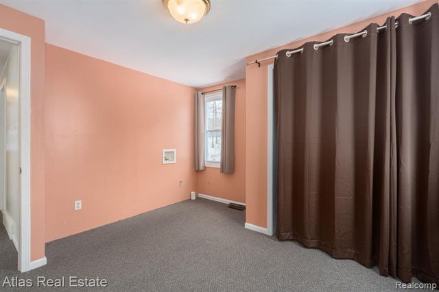 10128 Dar Lane, Goodrich, MI 48438