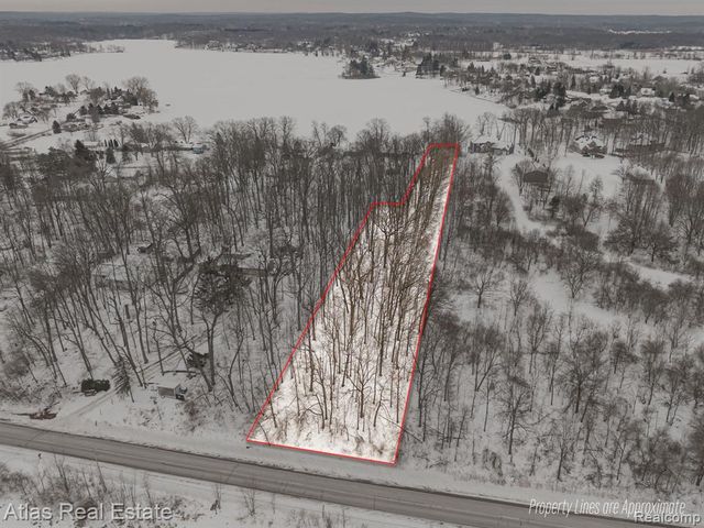 10128 Dar Lane, Goodrich, MI 48438