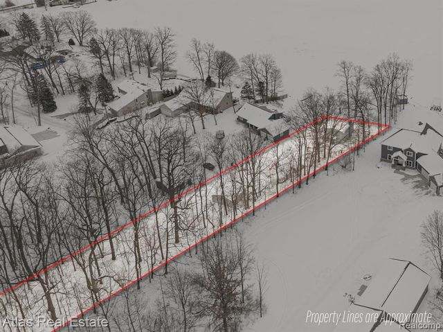 10128 Dar Lane, Goodrich, MI 48438