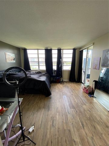 1660 NE 191st Street 4131, Miami, FL 33179