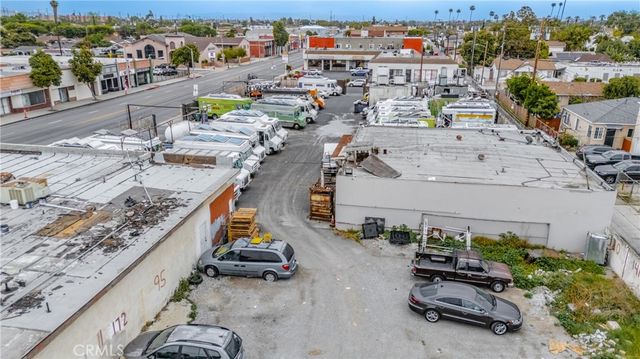 3916 3930 Gage Avenue, Bell, CA 90201