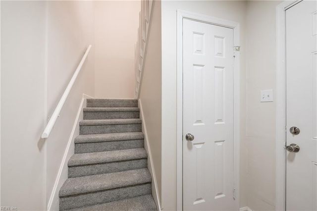 4164 Ohare DR, Virginia Beach, VA 23453