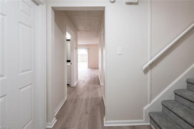 4164 Ohare DR, Virginia Beach, VA 23453