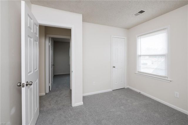 4164 Ohare DR, Virginia Beach, VA 23453