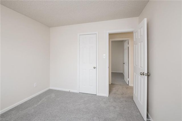 4164 Ohare DR, Virginia Beach, VA 23453