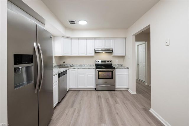 4164 Ohare DR, Virginia Beach, VA 23453