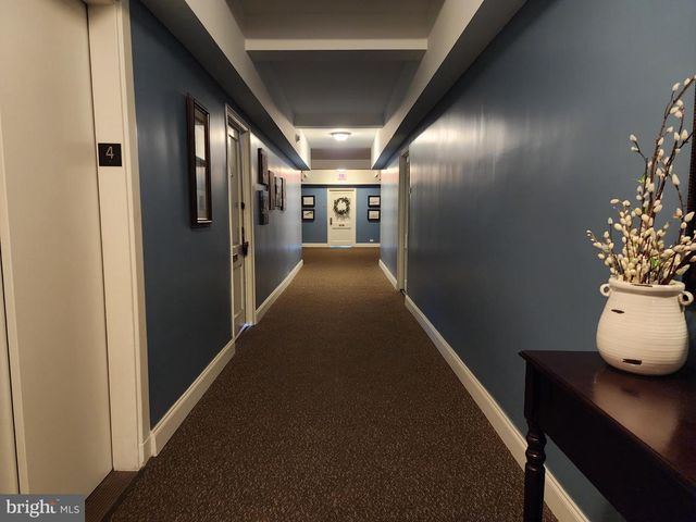 1525 N FRONT ST, Harrisburg, PA 17102