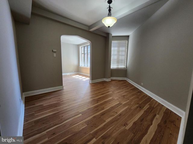 1525 N FRONT ST, Harrisburg, PA 17102