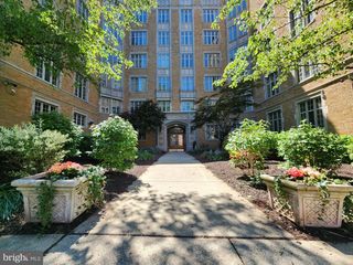 1525 N FRONT ST, Harrisburg, PA 17102