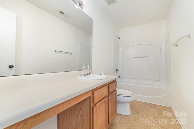 7705 Ponderosa Pine Lane, Charlotte, NC 28215