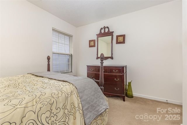 7705 Ponderosa Pine Lane, Charlotte, NC 28215