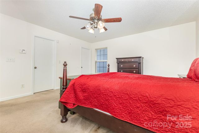 7705 Ponderosa Pine Lane, Charlotte, NC 28215