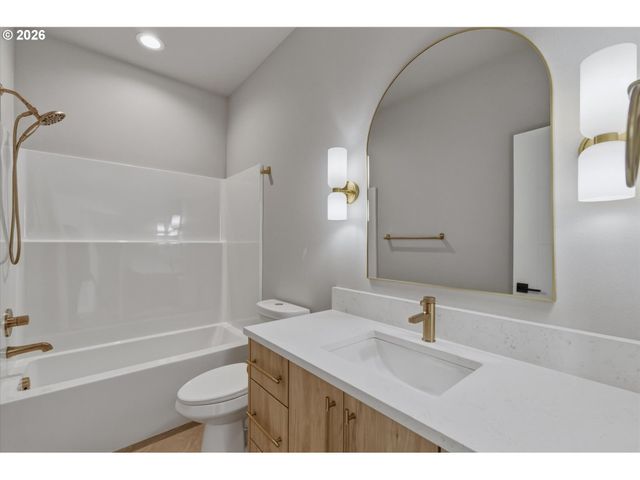 618 Se 34TH St, Battle Ground, WA 98604