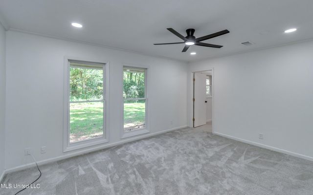 551 Holly Bush Road, Brandon, MS 39047