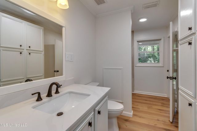 551 Holly Bush Road, Brandon, MS 39047