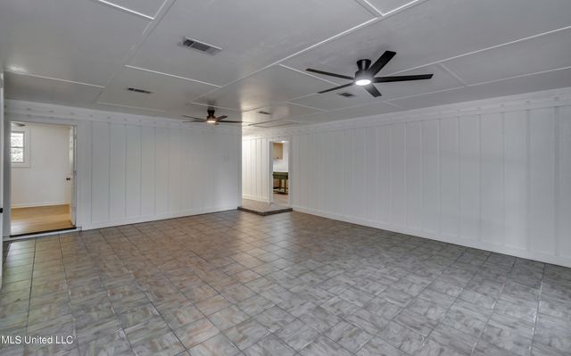 551 Holly Bush Road, Brandon, MS 39047