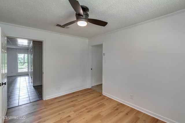 551 Holly Bush Road, Brandon, MS 39047