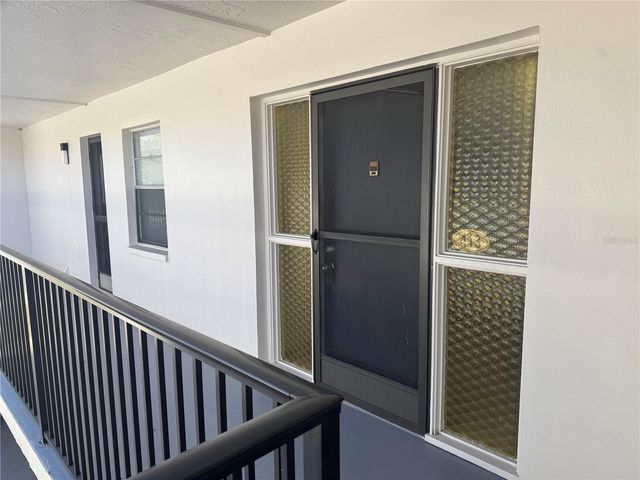 1126 KING ARTHUR COURT 413, Dunedin, FL 34698