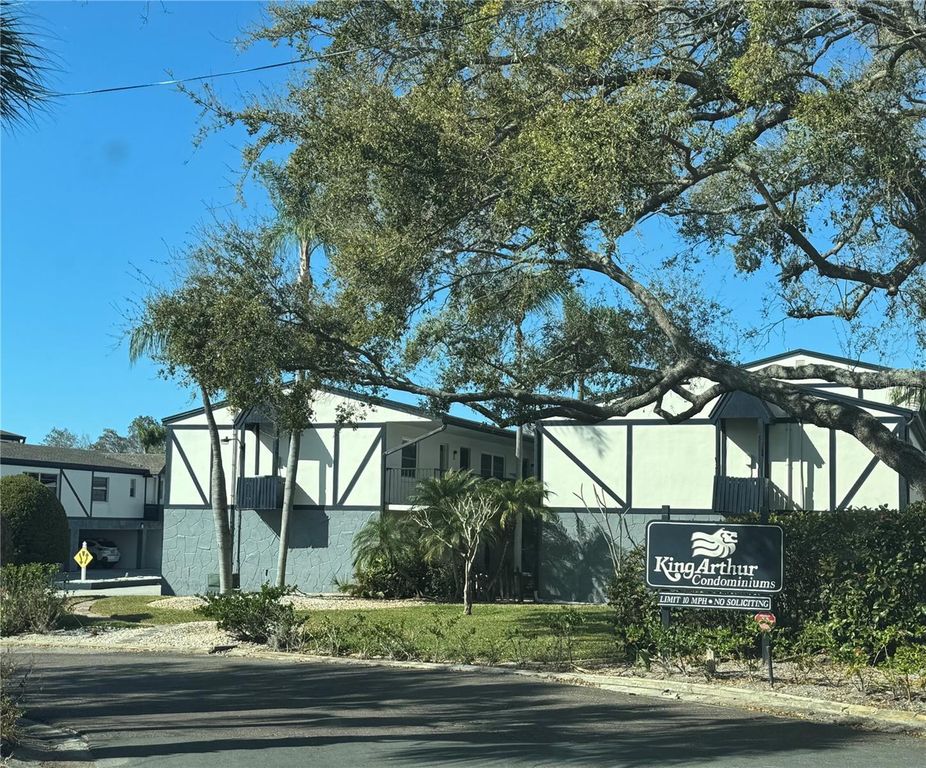 1126 KING ARTHUR COURT 413, Dunedin, FL 34698