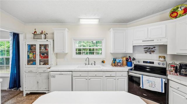 174 Morningside Road, Randleman, NC 27317