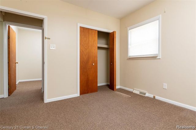 1463 Reo Avenue, Lincoln Park, MI 48146