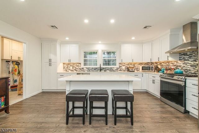 115 Scudders Rd, Sparta Twp., NJ 07871