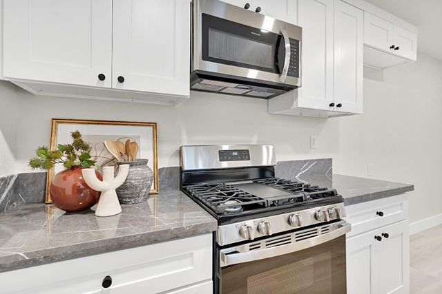 4676 E Orleans Avenue, Fresno, CA 93702