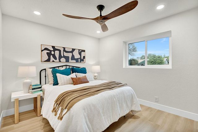 4676 E Orleans Avenue, Fresno, CA 93702