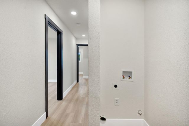 4676 E Orleans Avenue, Fresno, CA 93702