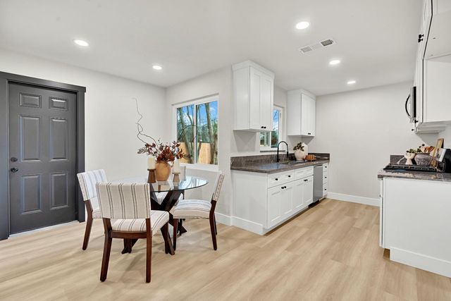 4676 E Orleans Avenue, Fresno, CA 93702