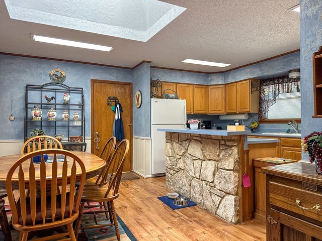 203 Cave Springs Dr, Hunt, TX 78024