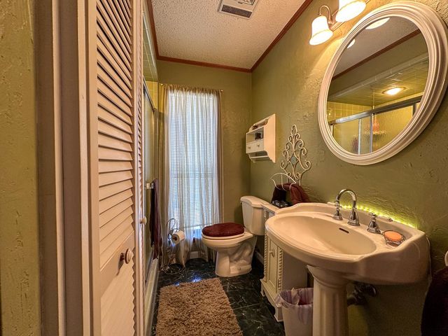 203 Cave Springs Dr, Hunt, TX 78024