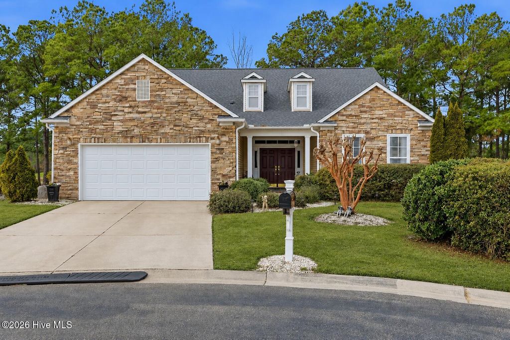 707 Royal Fern Court NW, Calabash, NC 28467