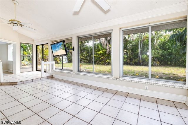 1505 SE 36th ST, Cape Coral, FL 33904