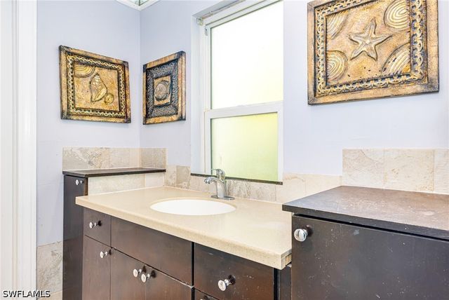 1505 SE 36th ST, Cape Coral, FL 33904