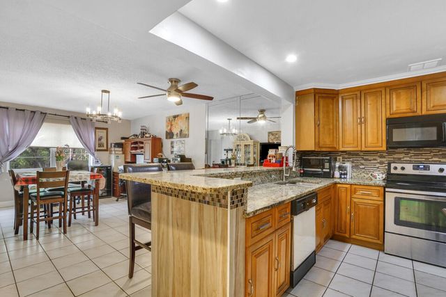 4364 NW 9th Avenue 16-3d, Deerfield Beach, FL 33064