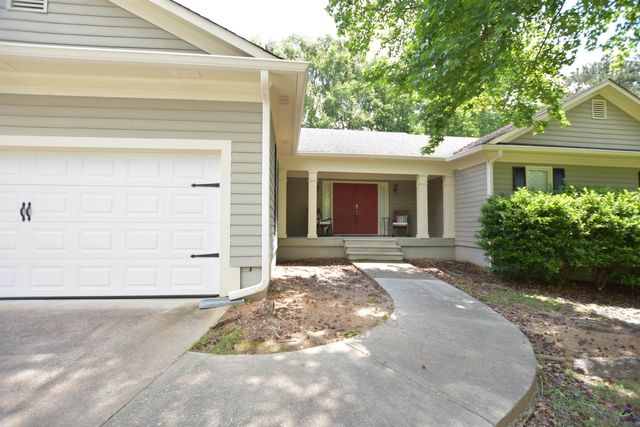 725 Summerwind Drive, Macon, GA 31210