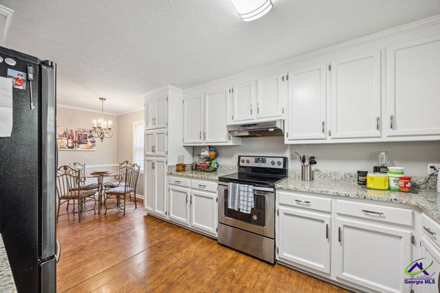725 Summerwind Drive, Macon, GA 31210