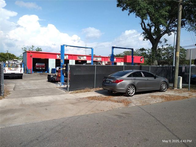 715 WEST WATERS AVENUE, Tampa, FL 33604