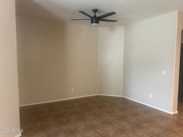 681 E Navajo Trail, San Tan Valley, AZ 85143