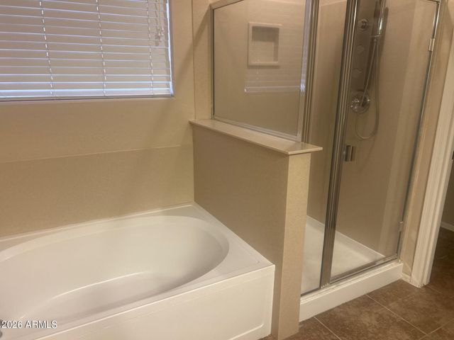 681 E Navajo Trail, San Tan Valley, AZ 85143