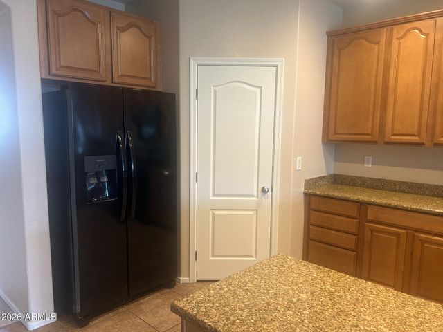 681 E Navajo Trail, San Tan Valley, AZ 85143